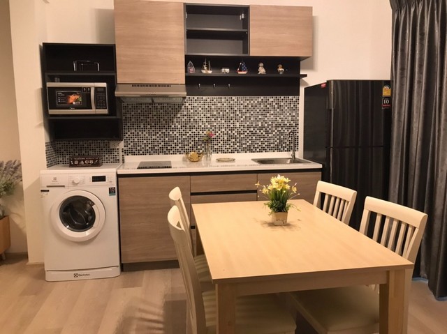 รหัสC5826 ให้เช่าทาวน์โฮม 2ชั้น หลังมุม โครงการ Indy บางนา-รามคำแหง2 พร้อมเฟอร์นิเจอร์