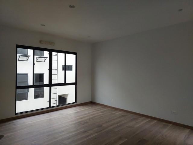 ขายทาวน์โฮม 3.5 ชั้น 400 ตรม. โครงการ เดมี สาธุประดิษฐ์ 49 เดินทางสะดวก ใกล้ทางด่วน เหมาะทำออฟฟิศ