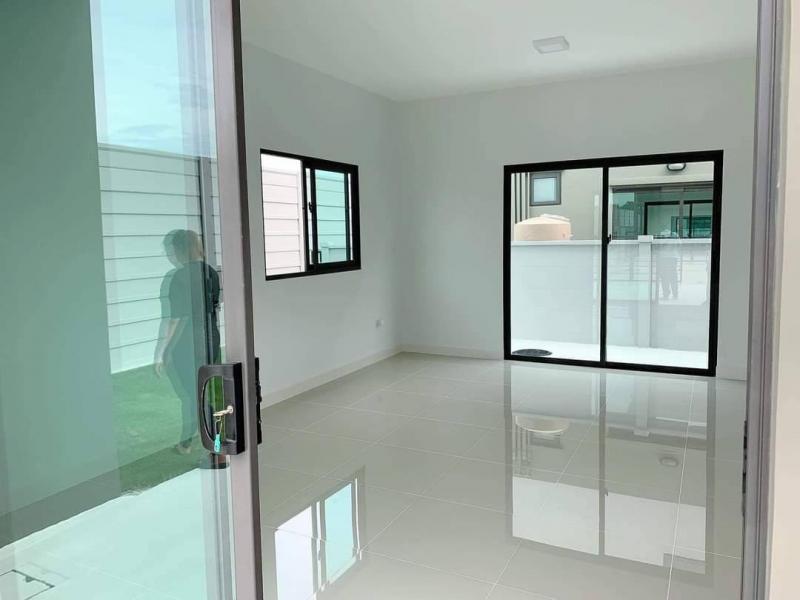 รหัสทรัพย์ R2842 ให้เช่า ทาว์นโฮม 2ชั้น หมู่บ้าน พลีโน่ทาวน์ ลำลูกกา คลอง5