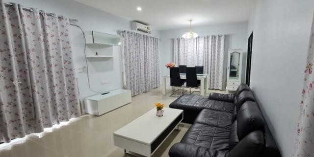 บ่อปลาคราฟ์ ใกล้ รร.อัสสัมชัญศรีราชา ให้เช่าบ้าน 3 ชั้น 5นอน ในเมือง บ้านสะอาดน่าอยู่ และเรียบร้อย 110 ตรว. 4น้ำ 2จอดรถ 2 แอร์