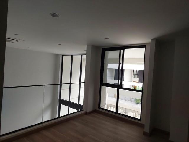 ขายทาวน์โฮม 3.5 ชั้น โครงการเดมี สาธุประดิษฐ์ 49 ใกล้ทางด่วน