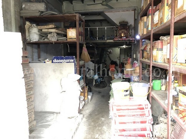 R4 อาคารพาณิชย์ 2 คูหา ติดถนน ใกล้ ตลาด โบ๊เบ๊ ถนน กรุงเกษม พร้อม ปล่อยเช่า