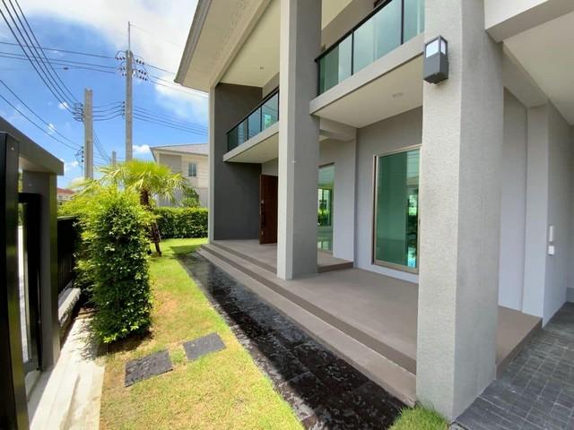 ให้เช่าบ้านเดี่ยวใหม่ 2 ชั้นหลังมุม 82 ตรว. 4 ห้องนอน โครงการ เดอะปาล์ม บางนา-วงแหวน ซอยแรกส่วนตัว ใกล้สวนและสโมสร ใกล้สนามบินสุวรรณภูมิ