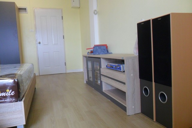 ขายคอนโดมือสอง มหาทรัพย์คอนโดทาวน์ ถนนเกษตร นวมินทร์ ซอยประเสริฐมนูกิจ 40