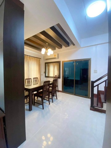 ให้เช่าบ้านแฝด 2 ชั้น น่าอยู่ บ้านเช่าเลี้ยงสัตว์เล็กได้ ทำเลBTSอุดมสุขปุณณวิถี