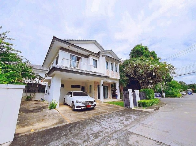 [A762]ให้เช่า 75k บ้านเดี่ยวหลังใหญ่  แปลงมุม  พื้นที่กว้างขวาง โครงการใหญ่ มัณฑนา เลค วัชรพล สุขาภิบาล 5 ซอย 63/2  เขตคลองสามวา 