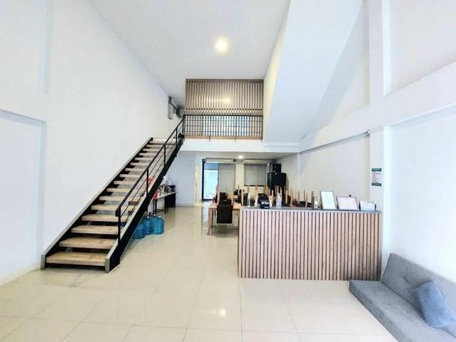 ขายและให้เช่าโฮมออฟฟิศ 4.5 ชั้น สไตล์ Loft 363 ตรม. โครงการ Nirvana @work รามอินทรา ใกล้สถานีรถไฟฟ้าสายชมพู