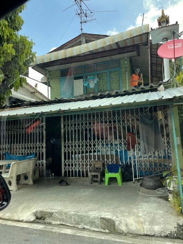 รหัส# TO669 ขายด่วน บ้าน 2 ชั้น 23 ตรว. สุขุมวิท 50 เป็นบ้านไม้และปูน ตรงข้ามคอนโด the best เดินทางสะดวก ใกล้ BTS อ่อนนุช *** ราคาขาย 5.7 ล้านบาท  รหัสทรัพย์# TO669ติดต่อ:: ฐิติพรรณ (ตุ่น) โทร/ID Line:: 0942823961 Line:: https://line.me/ti/p/3xFA1An8Kcรหัส# TO669 ขายด่วน บ้าน 2 ชั้น 23 ตรว. สุขุมวิท 50 เป็นบ้านไม้และปูน ตรงข้ามคอนโด the best เดินทางสะดวก  *** ราคาขาย 5.7 ล้านบาท  บ้าน 2 ชั้น สุขุมวิท 50 เป็นบ้านไม้และปูน ตรงข้ามคอนโด the best  เนื้อที่ 23 ตาร