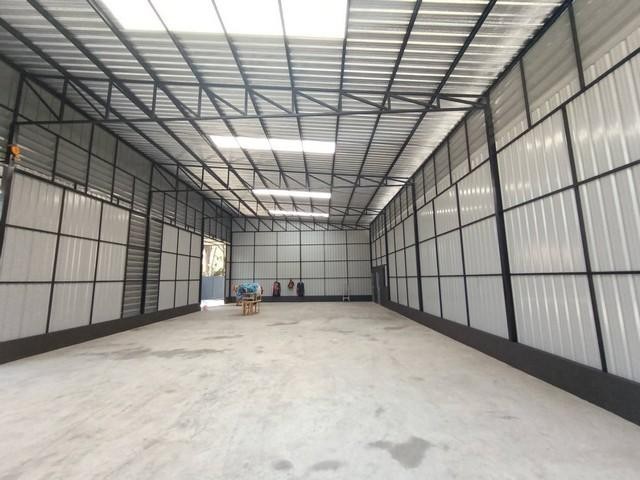 POR3241 ให้เช่าโกดัง ลาดพร้าว91 เขตบางกะปิ ลาดพร้าว วังทองหลาง พื้นที่180 ตรว. ใกล้ MRTมหาดไทย ถนนกว้าง 