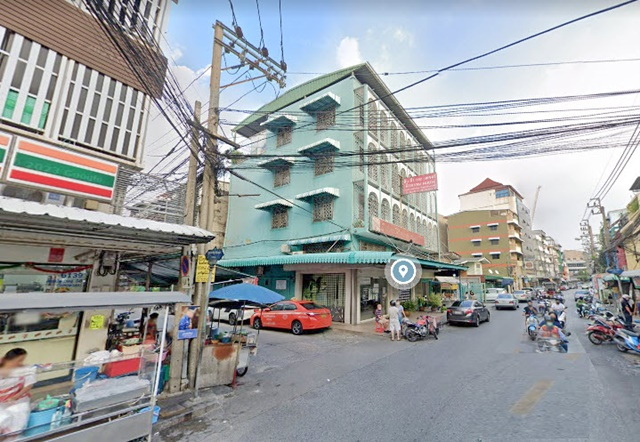 จดทะเบียนบริษัทได้ สาธุประดิษฐ์ 52-62 34ตรว.เซ็นทรัลพระราม 3 โลตัส ให้เช่าอาคารพาณิชย์ 4 ชั้น 2 คูหา  เช่า 21,999 B-M 7นอน 4น้ำ 2จอดรถSathu Pradit 52-62 Lotus Central Rama 3 Register Company Commercial building for rent 4 floors 2units 34sq.wa. 21,999 B-M 7 bed 4bath 2parkingสามารถเปิดหน้าร้านทำการค้าได้ จดทะเบียนบริษัทได้ ชั้น 2 3 และ4 สามารถพักอาศัยได้สาธุประดิษฐ์ 52-62 แขวงบางโพงพาง เขตยานนาวา กรุงเทพมหานคร 7 ห้องนอน4 ห้องน้ำ2 จอดรถสถานที่ใกล้เคียงสาธุ 57 คอร์ท ( 1 กม. )ล