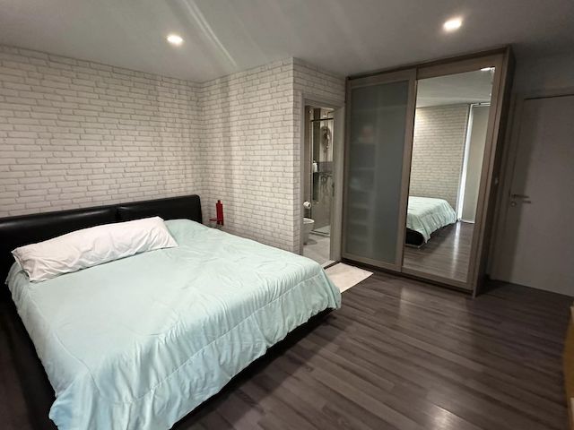 Sari by Sansiri, spacious, clean, peaceful, 5th floor, BTS Punnawithi***Service for selling/renting houses, condos and giving advice. If interested, contact at any time***Interested in additional details or pictures or making an appointment to see the room?Contact Ekachai (Aui)T. 089-799-5598Line ID: @auiauiaui001 (add @ in front) (Agent Post)-------------------------------------------------- ------------Room type: 2 bedrooms, 2 bathroomsSize 66.49 sq m., 5th floorNew, clean room, beautifully decorated, ready to move in.details-------------------------------------------------- ------------Rental price: 25,000 baht/month-------------------------------------------------- ------------* Complete electrical appliances- Air conditioning- water heater- fridge- TV-------------------------------------------------- ------------*Facilities worth using- Lobby- Fitness room- Salt system swimming pool- Common garden- closed-circuit camera- Security system 24 hours a day.-----------------------------