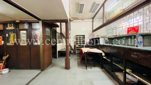 P2 อาคารพาณิชย์ ย่านราชวัตร เขตดุสิต ทำเลทอง ใจกลางเมือง