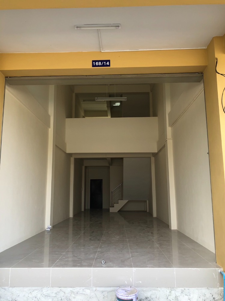 ให้เช่าอาคารพาณิชย์ 3.5 ชั้น เนื้อที่ 17.20 ตร.ว. 1 ห้อง  4 ห้องน้ำ ติดถนนใหญ่ ไทรน้อย-วัดต้นเชือก