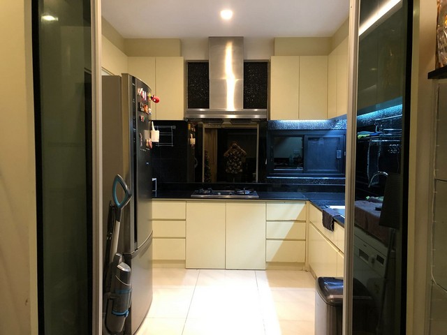 ขายทาวน์โฮม 3 ชั้น 21.6 ตรว. 3 ห้องนอน โครงการ โนเบิล คิวบ์ พัฒนาการ NOBLE CUBE ใกล้เอกมัย ทองหล่อ ทางด่วน