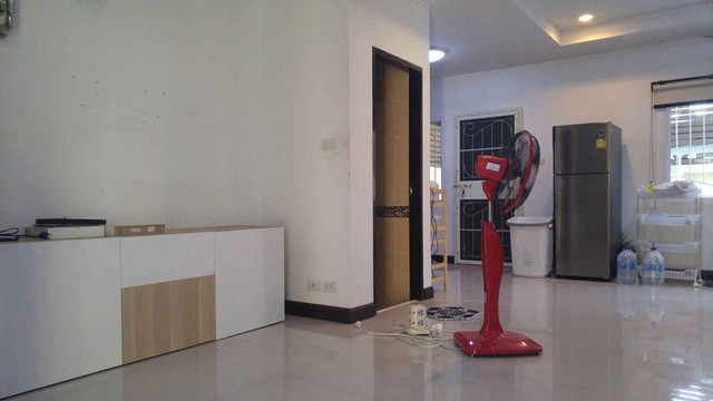 ให้เช่าทาวโฮม หลังมุม ใกล้เดอะวอล์คราชพฤกษ์ คริสตัล ลิฟวิ่งปาร์ค พระราม 5 ย่านสะพานพระราม 5 ถนนราชพฤกษ์ สะพานมหาเจษฎาบดินทร์  ท่าน้ำนนท์