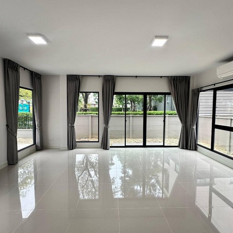 รหัสC5836 ให้เช่าบ้านเดี่ยว 3ชั้น โครงการบ้านกลางเมือง รามอินทรา 83 สเตชั่น ถนนกาญจนาภิเษก