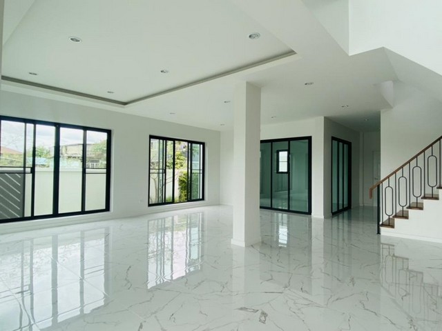 รหัสC5833 ขายบ้านเดี่ยว 3ชั้น 5ห้องนอน ทำเลย่านพุทธมณฑล ศาลายา ทวีวัฒนา นครปฐม บางกรวย นนทบุรี