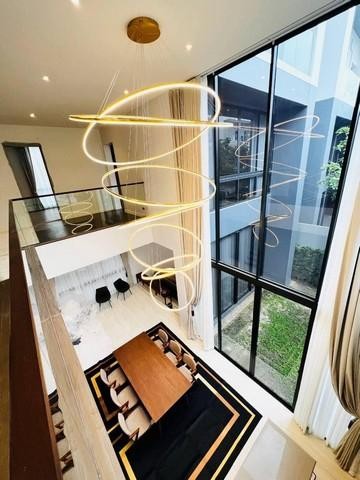 ให้เช่า บ้านเดี่ยว 3 ชั้น โครงการ บูก้าน กรุงเทพกรีฑา Bugaan Krungthep Kreetha ใกล้นานาชาติ Brighton and Wellingtonราคาเช่า 290,000 บาท/เดือนติดต่อ คุณช่อผกา 0616198565 LINE 0616198565บ้านเดี่ยว 3ชั้น โครงการ Bugaan กรุงเทพกรีฑา ใกล้นานาชาติ Brighton and Wellingtonเนื้อที่ 68 ตารางวา พื้นที่ใช้สอย 430 ตารางเมตร4 ห้องนอน 5 ห้องน้ำ 1 ห้องกินข้าว1 ห้องครัว 2 ห้องนั่งเล่น 1 ห้อง maid เฟอร์นิเจอร์ครบพร้อมใช้ ที่จอดรถ 3 คัน- แอร์ 5 ตัว- เครื่องทำน้ำร้