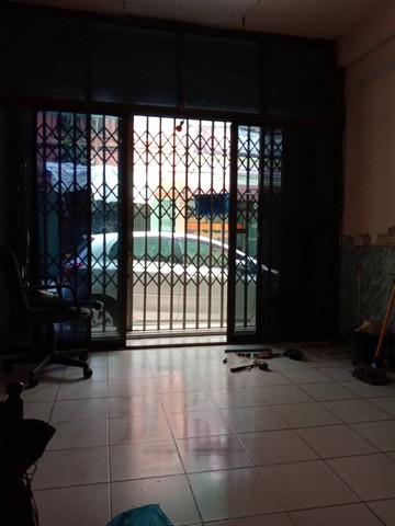 ขายอาคารพาณิชย์ หน้ารามคำแหง 4 ชั้น ซ.รามคแหง 57 เดิน 20 ก้าวถึง MRTหัวหมาก