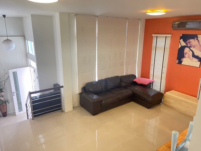 ขายบ้านแฝด 3 ชั้น ไอริสเรสซิเด้นท์ ประดิษฐมนูธรรม ลาดพร้าว 71ใกล้เลียบด่วนรามอินทรา CDC