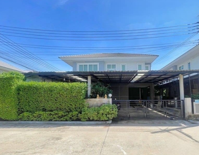 NBS1935 ขายบ้านเดี่ยว หมู่บ้านสิริกานต์เดอะแกรนด์ไพรเวท ซอยวัดลาดปลาดุก บางใหญ่ นนทบุรี  เนื้อที่ 54 ตรว แปลงมุม 3 นอน 3 น้ำ 