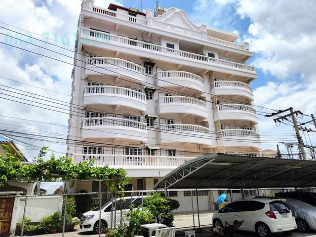 riverfront living at our stunning apartment building, offering 25 big rooms 50 sq.m.