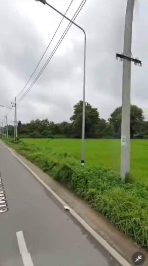 ขายด่วนที่ดินติดถนนคันคลอง​ ยกแปลง 150 ล้าน 61 ไร่ 2 งาน #บ้านแม #สันป่าตอง หน้ากว้าง 290 เมตร ลึก 415 เมตร การเดินทางสะดวก