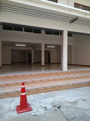 ให้เช่า อาคารพาณิชย์ 4 ชั้นรวมดาดฟ้าเหมาะทำออฟฟิศ อ่อนนุช 28/1