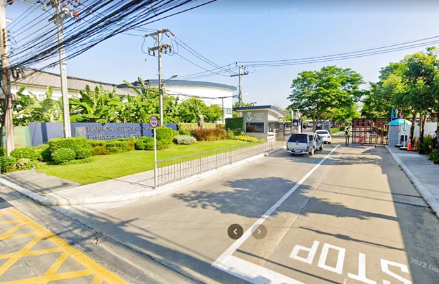 ขาย ทาวน์โฮมใกล้สนามบินสุวรรณภูมิ บ้าน เดอะเวโรน่า โซนระหว่าง ถ. กรุงเทพกรีฑาตัดใหม่และถ.มอเตอร์เวย์