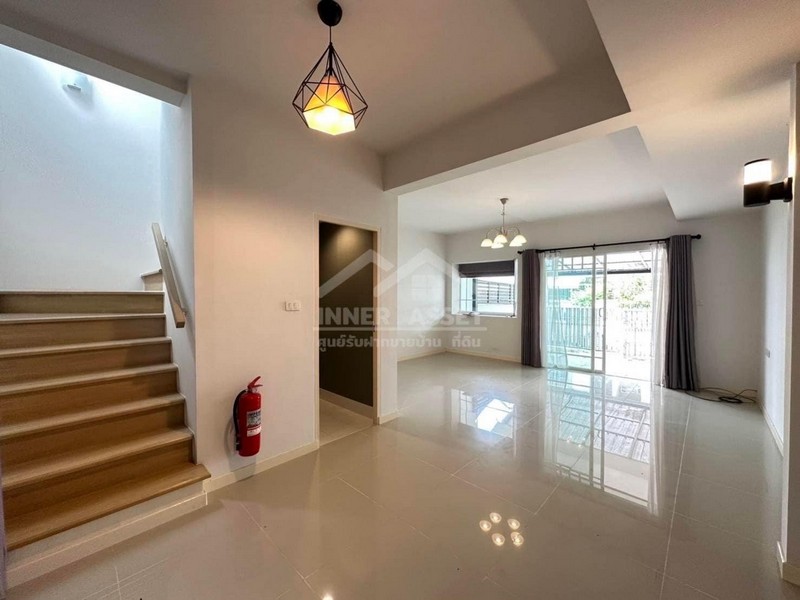 ทาวน์โฮม หมู่บ้านอินดี้ บางใหญ่ 1  ​ทำเลดี​  ใกล้เซนทรัล​เวสต์​เกต​