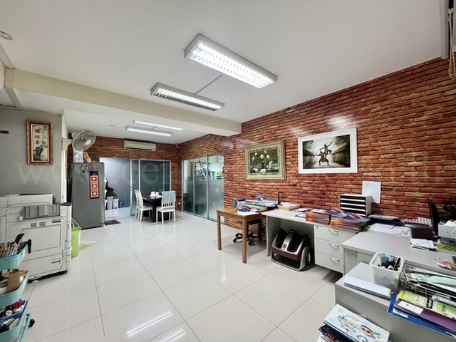 P1 ทาวน์โฮม 3 ชั้น บ้านใหม่ รามอินทรา-คู้บอน พร้อมสำนักงาน ใกล้ แฟชั่นไอส์แลนด์