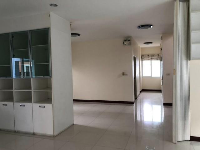 ขายบ้านเดี่ยว 2 ชั้น ซอยพัฒนาการ 52 ใกล้ รถไฟฟ้าสถานีหัวหมาก รีโนเวทพร้อมตกแต่งเรียบร้อยพร้อมอยู่