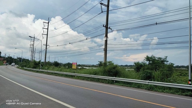 ขายด่วนที่ดินเปล่า 4 ไร่ 2 งาน 3.4 ตรว.  ติดถนน นครสวรรค์ - ชุมแสง ในตัวเมืองนครสวรรค์   ZK196