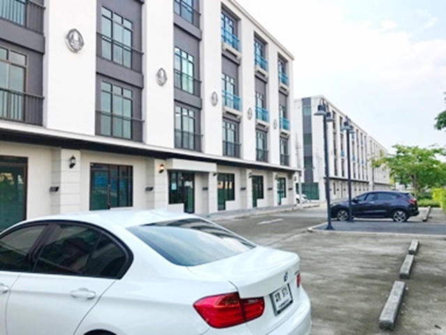 MRT รามคำแหง วัดเทพลีลา  1.5 กม. ให้เช่า สำนักงาน-ออฟฟิศ ใหม่ 42 ตรม. อยู่ภายในตึกอาคาร 4 ชั้น 22ตรว. 14,998B-M 1ห้อง 1น้ำ จอดรถได้หลายคันMRT Ramkhamhaeng Thepleela Temple 1.5km. For rent new office 42sq.m. a 4-story building 10 sq.wa. 14,998B-M 1room 1bath parking for many cars.เหมาะกับธุรกิจขนาดเล็กสามารถจดทะเบียนบริษัทได้รามคำแหงตอนต้น ม.รามคำแหง หัวหมาก เอแบครามคำแหง ทาวน์อินทาวน์ บดินทรเดชาแขวงพลับพลา เขตวังทองหลาง กรุงเทพมหานคร 10312สิ่งอำนวยความสะดวกภายใน