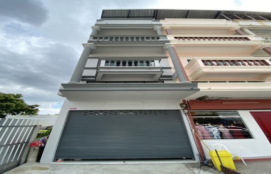 ตลาดธนบุรี สนามหลวง2 ช ศาลาธรรมสพน์ ใกล้ม.มหิดล 34ตรว. ใหม่  ให้เช่าอาคารพาณิชย์ 3.5 ชั้น 2ห้อง 2น้ำ 2จอดรถ  ตลาดนัดเซฟเซ็นเตอร์ 