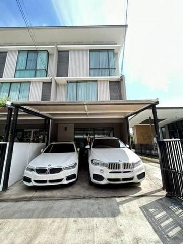 PB3388 ให้เช่าทาวน์โฮม 3ชั้น หมู่บ้าน พฤกษาวิลล์ รามคำแหง-เสรีไทย ถนนเสรีไทย ซอยเสรีไทย 81 บ้านตกแต่งสวยเฟอร์นิเจอร์ครบพร้อมอยู่ ใกล้สวนสยามติดต่อ คุณบิว 081 252 3279 หรือ 061 619 8565ID line : 061 787 9691ราคาเช่า 25,000 บาท/เดือน ( ประกัน3 ล่วงหน้า1 )ทาวน์โฮม 3 ชั้น หลังมุม หมู่บ้านพฤกษาวิลล์81 รามคำแหง-เสรีไทย ใกล้สวนสยามเนื้อที่ 29 ตารางวา พื้นที่ใช้สอย 178 ตารางเมตร3 ห้องนอน3 ห้องน้ำแอร์ 5เครื่องที่จ