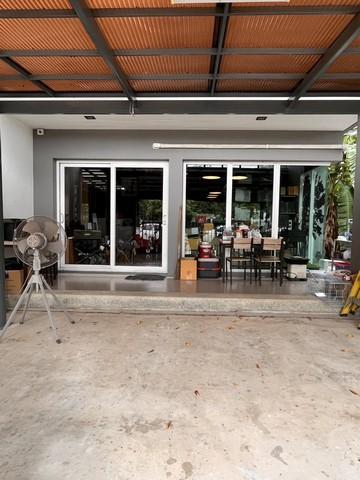 ให้เช่าบ้านแฝด 3 ชั้น 50 ตรว. หมู่บ้านชวนชื่นโมดัส วิภาวดี อยู่ติดริมถนนใหญ่วิภาวดีขาเข้า ดอนเมือง ใกล้สนามบินดอนเมือง 