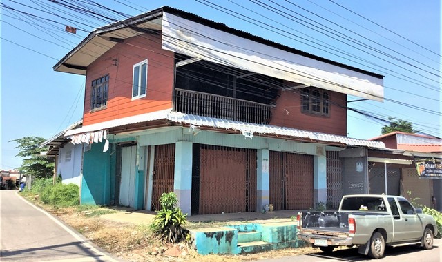 รายละเอียดเพิ่มเติมCode ID : PKK02-08950ราคาขาย        2,919,000 บาท- ขนาดพื้นที่ :  107 ตร.ว (1 งาน / 7 ตร.ว)- พื้นที่ใช้สอย :   149.25 ตร.ม- จำนวนห้อง :  2 ห้องนอน 1 ห้องน้ำ - จอดรถ :     1 คัน- บ้านครึ่งตึกครึ่งไม้  :  2 ชั้น- บ้านครึ่งตึกครึ่งไม้หันทางทิศ :- อายุอาคาร :   15 ปีพิกัดทรัพย์ :  https://maps.app.goo.gl/8TQ5UnWqX9N177P16สถานที่ใกล้เคียง- ใกล้มินิบิ๊กซี ปากคาด บึงกาฬ- ใกล้โลตัส โกเฟรช ซูเปอร์มาร์เก็ต ปากคาด - ใกล้โรงพยาบาลปากคาด- ใกล้โ