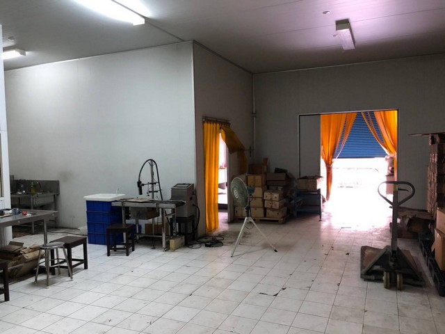 ขายโรงงาน มินิแฟคตอรี่ โครงการ หมื่นทรัพย์แลนด์ เนื้อที่ 80 ตร.วา  อ.เมือง จ.สมุทรสาคร   ZW265