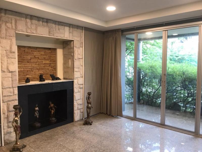 ให้เช่าบ้านเดี่ยว 2 ชั้น เนื้อที่ 80 ตารางวา 4 ห้องนอน 4 ห้องน้ำ หมู่บ้านเพชรอินทรา  ถนนรามอินทรา ซอย 99 แยก 2