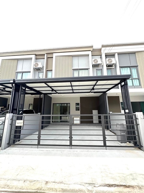 เฟอร์ครบ พลโยธิน-วิภาวดี ให้เช่าทาวน์โฮม 2 ชั้น ใกล้ ฟิวเจอร์พาร์ครังสิต 18ตรว. 18,998-19,999B-M 3นอน 2น้ำ 2จอด 4แอร์ แกรนด์พลีโน่ 19sq.wa.  Phonyotin-Vibhavadi Robinson Rangsit 2-story townhome for rent near Future Park Rangsit 19sq.wa. 18,999-19,999B-M 3bed 2bath 2parking 4A/C. Grand Plenoบ้านพร้อมอยู่ พร้อมเฟอร์นิเจอร์และเครื่องใช้ไฟฟ้า ห้ามเลี้ยงสัตว์ถ.วิภาวดี ตำบล คลองหนึ่ง อำเภอคลองหลวง ปทุมธานี3 ห้องนอน2 ห้องน้ำ1 ห้องครัว เคาน์เตอร์ครัว พร้อมซิ้งค์1 ห้องนั่งเล่น2 จอดร