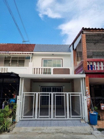 ที่สุดแห่งความสะดวกสบาย….ต้องหลังนี้ปรึกษาสินเชื่อฟรี-นัดชมบ้านจริงได้ทุกวันหมู่บ้านพระปิ่น3-ตรงข้ามเซ็นทรัลเวสเกตทาวน์เฮ้าส์2ชั้น 3นอน 2น้ำ เนื้อที่17ตารางวาซอย9 บ้านเลขที่67/469 จอดรถได้1คันติดถนนกาญจนาภิเษก//สถานีรถไฟฟ้าบางใหญ่ราคา 1,990,000บาทฟรีโอน* ฟรี ค่าดำเนินการสินเชื่อ- ยินดีให้คำปรึกษาเรื่องสินเชื่อได้ทุกธนาคารนัดหมายชมบ้านจริง โทร. 062-225-7555ปรึกษาทันใจ 