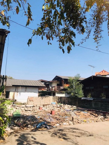 ขายที่ดิน149ตร.วอำเภอเมือง เชียงใหม่ ใกล้ถนนคนเดินวัวลาย เซ็นทรัลพลาซ่าเชียงใหม่ ท่าอากาศยานเชียงใหม่ ทำเลติดถนนใหญ่ 