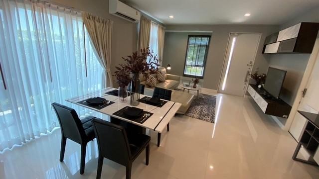 PT12 ให้เช่า บ้านเดี่ยว 2 ชั้น โครงการ มัณฑนา 2 บางนา กม.7 Mantana 2 Bangna Km.7 บางนาตราด กม7 ใกล้เมกะบางนา เฟอร์นิเจอร์พร้อมอยู่*** ราคาเช่า 120,000 บาท/เดือนติดต่อ คุณช่อผกา 0616198565 LINE 0616198565บ้านเดี่ยว 2 ชั้น โครงการมัณฑนา 2 บางนาตราด กม7 ใกล้เมกะบางนาเนื้อที่ 65 ตรว. 4 ห้องนอน 4 ห้องน้ำ2 ที่จอดรถเฟอร์นิเจอร์พร้อมอยู่สถานที่สำคัญใกล้เคียงเมกา บางนาเซ็นทรัล บางนาเทสโก้ โลตัส บางนารร.ราชวินิตบางแ