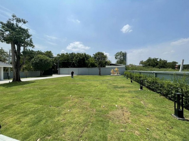 รหัสทรัพย์ may132 ขายบ้านเดี่ยว 2 ชั้น รีโนเวทใหม่ ย่านบางนา กม.5 บางนา-ตราดซอย56 ปากซอยตึกเนชั่นและโรงพยาบาล WIH  ใกล้ห้างเซ็นทรัลบางนา