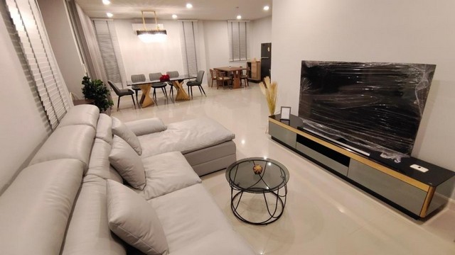 MAY129ให้เช่าบ้านเดี่ยว 2 ชั้น รีโนเวทใหม่ หมู่บ้านบลูลากูล บางนา fully furnished  ใกล้ ม.ราม2