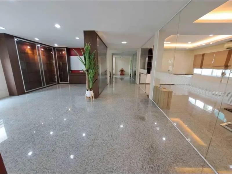 ให้เช่าบ้านเดี่ยว 2 ชั้น หมู่บ้านศรีนครพัฒนา ซอยนวมินทร์ บางกะปิ