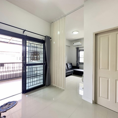 ขายบ้านแฝด สไตล์บ้านเดี่ยว เซ็นโต้ พาร์ค บึง ศรีราชา