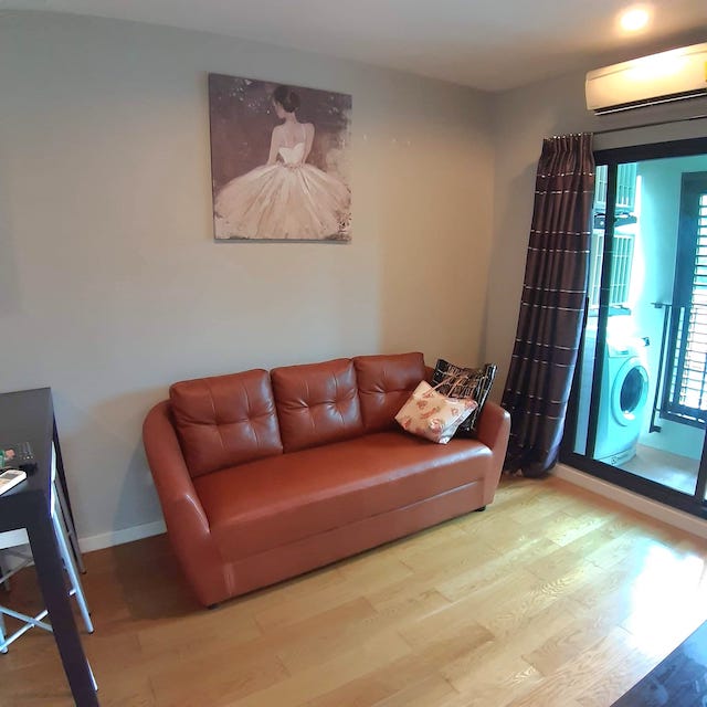 Condolette Dwell Sukhumvit 26, convenient, safe, 3rd floor, BTS Phrom Phong.***Service for selling/renting houses, condos and giving advice. If interested, contact at any time***Interested in additional details or pictures or making an appointment to see the room?Contact Ekachai (Aui)T. 089-799-5598Line ID: @auiauiaui001 ( add @ in front )-------------------------------------------------- ------------Room type: 1 bedroom, 1 bathroomSize 32 sq m., 3rd floor, Building BClean room, beautifully decorated, ready to move in.details-------------------------------------------------- ------------Rental price: 16,000 baht per month-------------------------------------------------- ------------* Complete electrical appliances- Air conditioning- fridge- TV- washing machine-------------------------------------------------- ------------*Nearby important places (Based on information from Google Map)1. BTS Phrom Phong Station – 600 meters2. Emporium Department Store – 600 meters3. Emquatier Depart