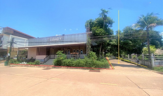 รายละเอียดเพิ่มเติมCode ID :   PKK02-15752ราคาขาย       14,941,000 บาท- ขนาดพื้นที่ :   461.60 ตร.ว (1 ไร่ / 61.60 ตร.ว)- พื้นที่ใช้สอย :   495 ตร.ม- จำนวนห้อง :   - ห้องนอน - ห้องน้ำ- จอดรถ :     1-2 คัน- บ้านเดี่ยว   :   1 ชั้น- บ้านเดี่ยวหันทางทิศ :- อายุอาคาร :   7 ปีพิกัดทรัพย์ :    https://maps.app.goo.gl/ADMDGoPFRGUxL5bq9สถานที่ใกล้เคียง- ใกล้โลตัส บึงกาฬ - ใกล้มินิบิ๊กซี ตลาดเทศบาลบึงกาฬ - ใกล้โลตัส โกเฟรช โนนสมบูรณ์ - ใกล้โรงพยาบาลบึงกาฬสอบถามเพิ่มเ